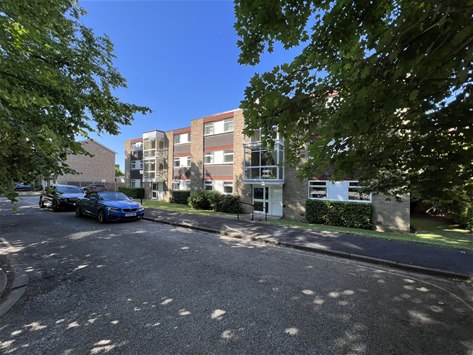 Milton Road, Harpenden, AL5 5LL